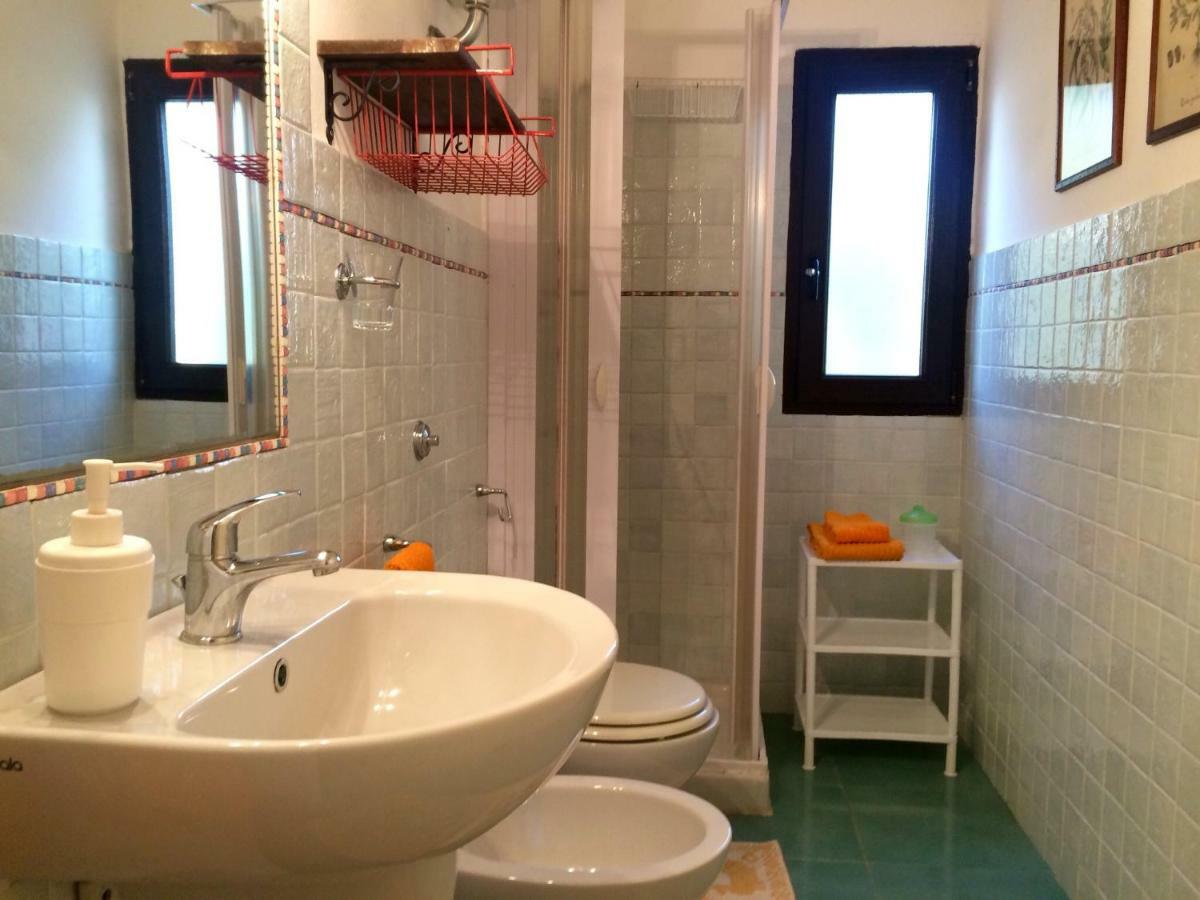 Casa Del Mirto Bianco Villa Chia Ngoại thất bức ảnh